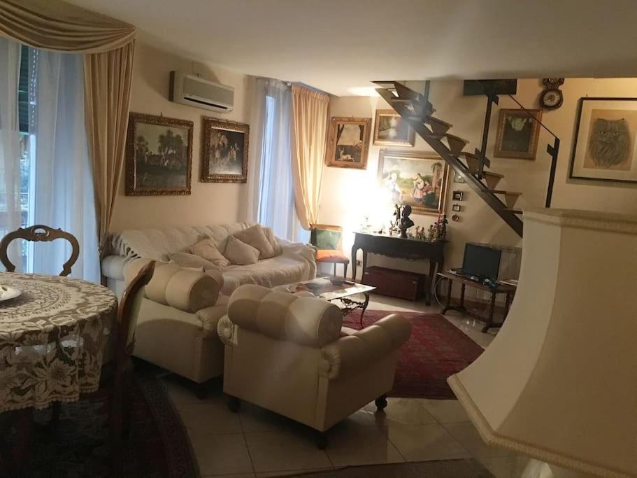 The Trip House - Between The Center And The Sea - Free Wifi And Jacuzzi Catania